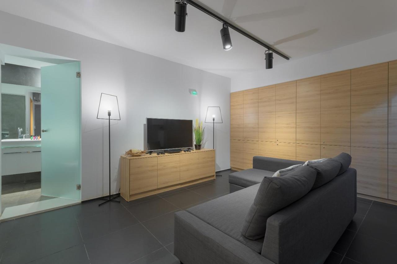 Albatross Beach Front Villas Jenadi Zewnętrze zdjęcie